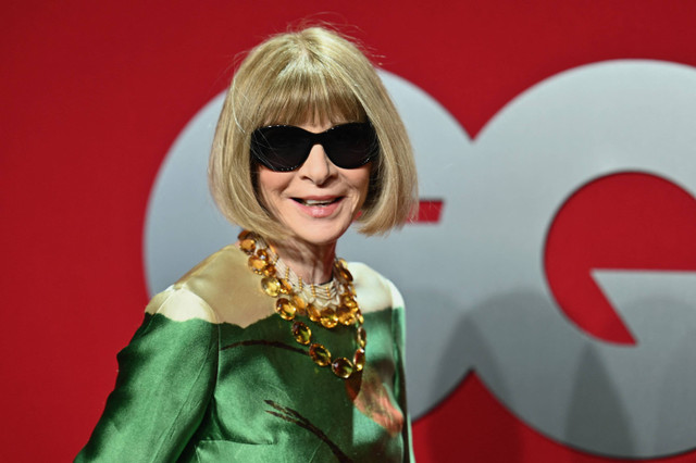 Anna Wintour dengan kacamata hitamnya yang khas. Foto: Angela Weiss/AFP