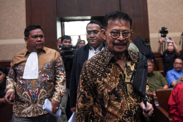 Terdakwa kasus pemerasan dan gratifikasi Syahrul Yasin Limpo bersiap menjalani sidang lanjutan di Pengadilan Tipikor, Jakarta, Senin (6/5/2024). Foto: Muhammad Adimaja/ANTARA FOTO
