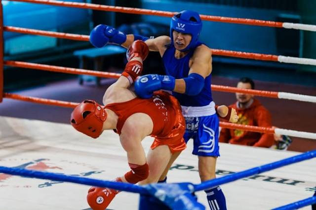Ilustrasi perlengkapan pelindung boxing, sumber foto: John Keller by pexels.com