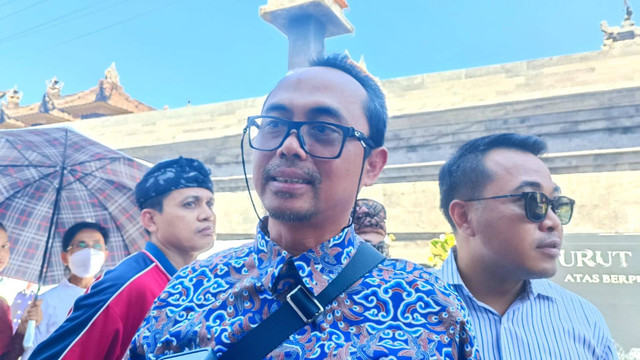 Ketua Umum CAAIP Iko Johansyah saat menghadiri pemakaman Putu Satria Ananta Rustika, Jumat (10/5/2024). Foto: Denita BR Matondang/kumparan