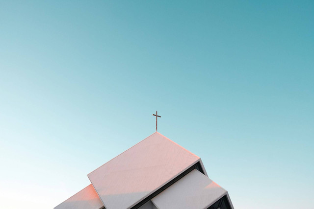 Graha Maria Annai Velangkanni. Foto Hanya Ilustrasi, Bukan Tempat Sebenarnya. Sumber Unsplash Akira Hojo