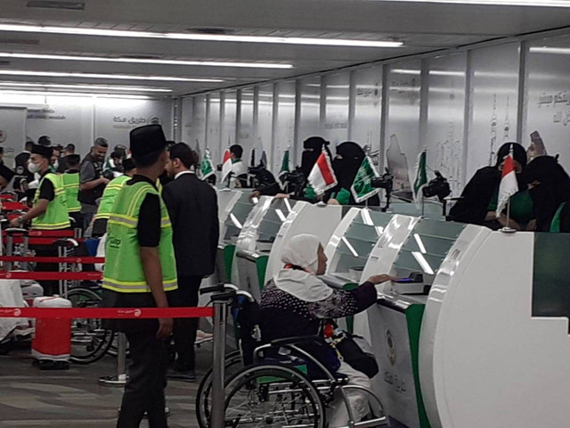 Ratusan Jemaah Haji Kloter Pertama Tiba di Area Makkah Route, Bandara Soekarno Hatta, Jakarta. Foto: Dok. kumparan