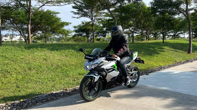 First ride motor listrik Kawasaki Ninja e-1. Foto: Sena Pratama/kumparan