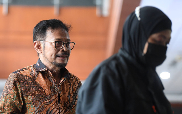Terdakwa kasus pemerasan dan gratifikasi di Kementerian Pertanian Syahrul Yasin Limpo mengikuti sidang lanjutan di Pengadilan Tipikor, Jakarta, Rabu (15/5/2024). Foto: Akbar Nugroho Gumay/ANTARA FOTO