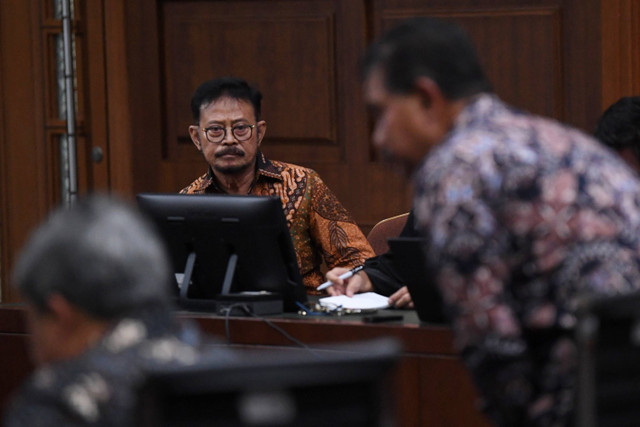 Terdakwa kasus pemerasan dan gratifikasi di Kementerian Pertanian Syahrul Yasin Limpo mengikuti sidang lanjutan di Pengadilan Tipikor, Jakarta, Rabu (15/5/2024). Foto: Akbar Nugroho Gumay/ANTARA FOTO