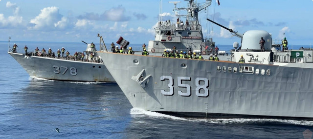 KRI TNI AL sedang berlatih di Laut Natuna Utara. (Foto: tni.mil.id)