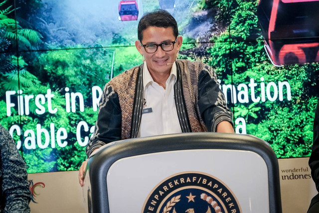 Menparekraf Sandiaga Uno dalam The Weekly Brief With Sandi Uno", di Gedung Sapta Pesona, Jakarta, Senin (13/5/2024). Foto: Dok. Kemenparekraf RI