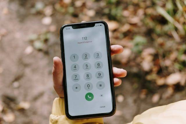 Ilustrasi emegency call. Foto: Pexels.com