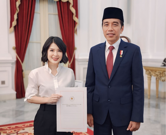 Presiden Jokowi mengangkat politikus PSI Grace Natalie sebagai Stafsus Presiden, Rabu (14/5/2024). Foto: dok. @gracenat/ Instagram