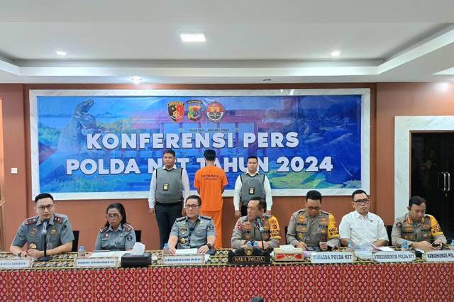 DPO Polda NTT dan Australia Federal Police berhasil diamankan Kanim Surabaya