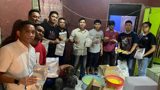 Polda Metro Jaya gerebek pabrik narkoba rumahan di kawasan Citeureup, Kabupaten Bogor. Foto: Dok. Istimewa