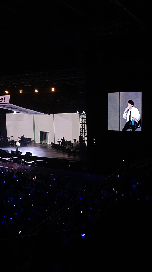 Konser Kyuhyun 'Super Junior' di Tennis Indoor Senayan, Jakarta Pusat, Sabtu (18/5/2024). Foto: Giovanni/kumparan