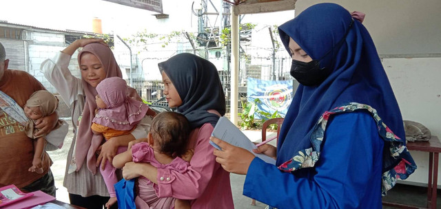 Ibu Sebagai Pembentuk Karakter Anak Sejak Dini