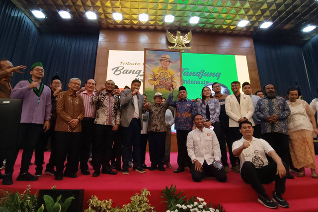 Acara tribute to Bang Akbar Tandjung Maestro Aktivis Indonesia di Gedung Nusantara IV, Jakarta, Minggu (19/5/2024). Foto: Zamachsyari/kumparan