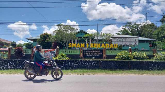 SMA Negeri 1 Sekadau. Foto: Dina Mariana/Hi!Pontianak