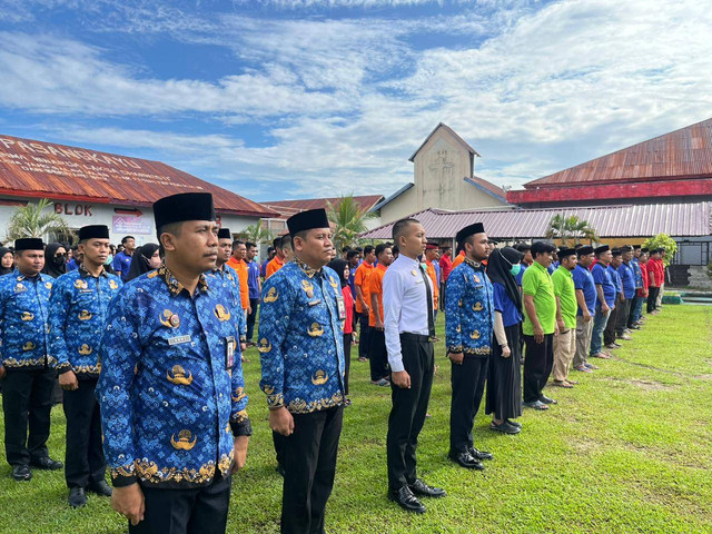 “Bangkit Untuk Indonesia Emas”, Petugas dan Warga Binaan Rutan Pasangkayu Ikuti Upacara Bendera Hari Kebangkitan Nasional ke-116. Foto: Rutan Pasangkayu/dok (20/05)