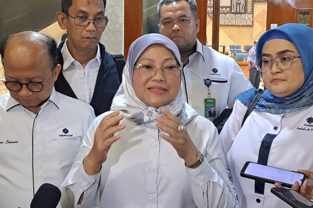 Menteri Ketenagakerjaan (Menaker) Ida Fauziyah usai rapat bersama Komisi IX DPR di Jakarta, Senin (20/5/2024). Foto: Ghifari/kumparan 