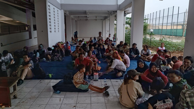 Kondisi di dalam Kampung Susun Bayam usai negosiasi pasca upaya pengusiran dari JakPro, Selasa (21/5).  Foto: Thomas Bosco/kumparan