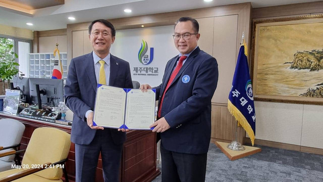 Rektor IPB Tandatangan MoU dengan Presiden Jeju National University