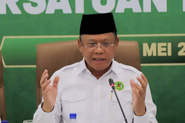 Plt Ketua Umum Partai Persatuan Pembangunan (PPP) Muhammad Mardiono pada konferensi pers Menanggapi sikap Mahkamah Konstitusi terkait gugatan PHPU PPP di Kantor DPP PPP, Jakarta, Rabu (22/5/2024). Foto: Jamal Ramadhan/kumparan