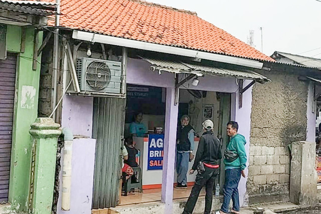 Kios tempat terjadinya aksi perampokan uang Rp 20 Juta. Foto: Dok. kumparan