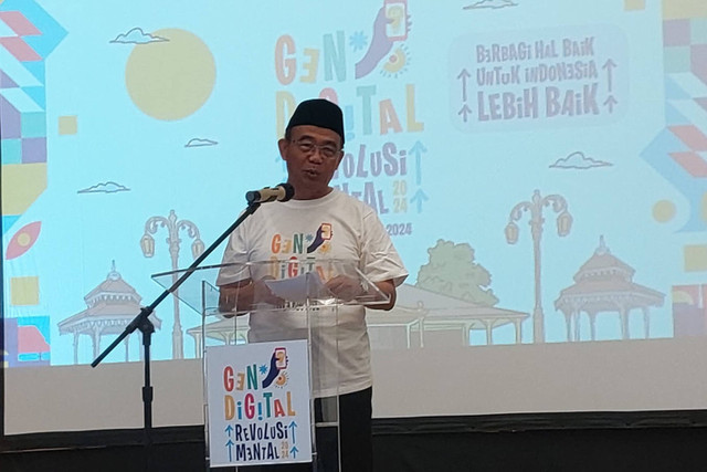 Menteri Koordinator Pemberdayaan Manusia dan Kebudayaan (Menko PMK), Muhadjir Effendy dalam acara Generasi Digital Revolusi Mental di Galeri Museum Musik Lokananta, Rabu (22/5/2024). Foto: Dok. kumparan