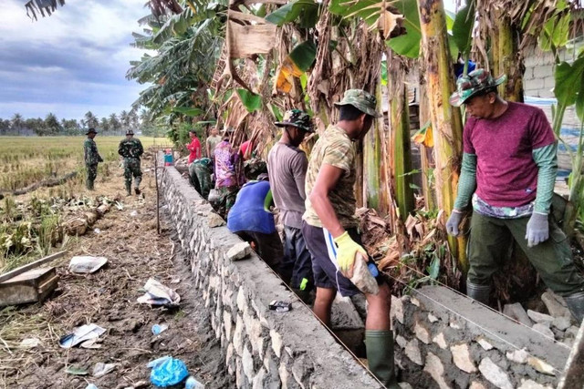 Optimasi lahan (Opla) rawa di Kabupaten Pinrang, Sulawesi Selatan. Foto: Kementan RI