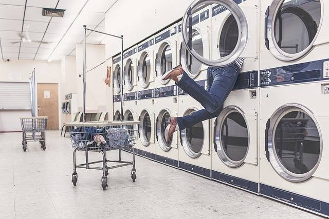 Ilustrasi rekomendasi mesin cuci untuk laundry. Foto: Pixabay.