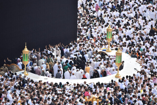Ilustrasi Sebutkan Tempat-Tempat yang Dikunjungi selama Ibadah Haji, Sumber Unsplash Haidan