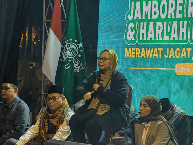 Ruwatan Jagat atau doa bersama Hari Lahir (Harlah) Lembaga Penanggulangan Bencana dan Perubahan Iklim (LPBI) Pengurus Besar Nahdlatul Ulama (PBNU) di Situ Cisanti, Desa Taruma Jaya, Kecamatan Kertasari, Kabupaten Bandung, Kamis (23/5/2024) malam. (Foto: Istimewa)