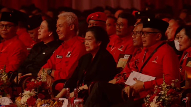 Ketua Umum PDIP Megawati Soekarnoputri pada Rakernas V di Beach City International Stadium Ancol, Jakarta, Jumat (24/5/2024). Foto: YouTube/PDI Perjuangan
