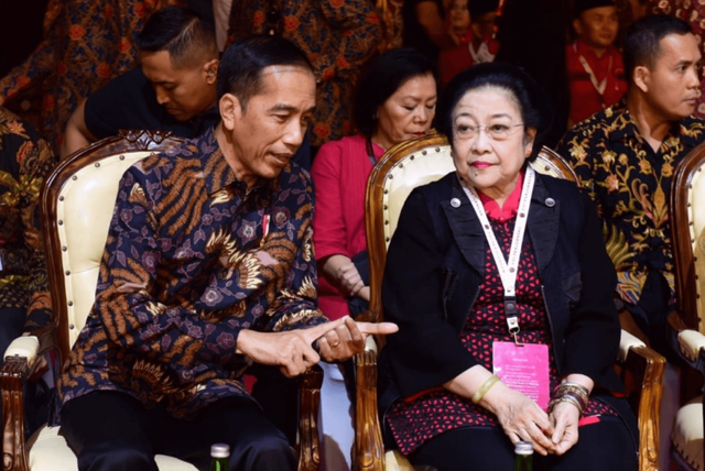 Presiden Jokowi dan Ketum PDIP Megawati di Rakernas I PDIP, JIExpo Kemayoran, Jumat (10/1/2020).  Foto: Muchlis Jr/Biro Pers Sekretariat Presiden