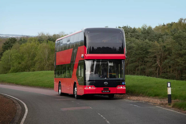 Bus tingkat BYD BD 11 di London. Foto: Dok. BYD 