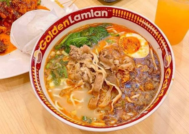 Mneu Golden Lamian. Sumber: Instagram @goldenlamian