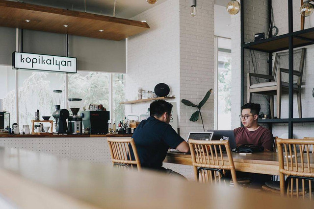 Suasana di Kopi Kalyan. Foto: Instagram/@kopikalyan