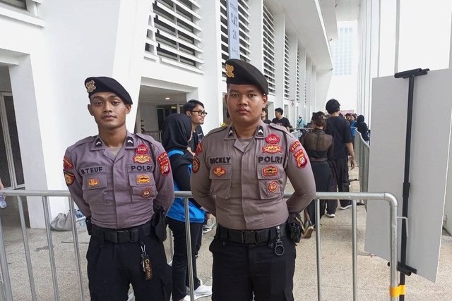 Polisi persiapkan pengamanan konser Avenged Sevenfold di Stadion Madya GBK, Jakarta, Sabtu (25/5/2024). Foto: Dok. Polres Jakpus