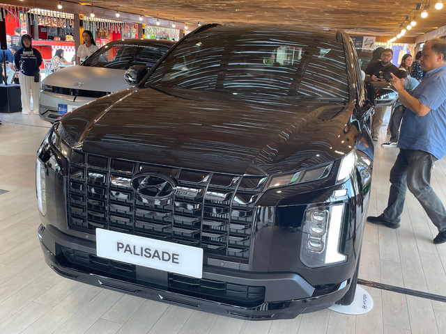 PT Hyundai Motors Indonesia (HMID) hadirkan varian terbaru Hyundai Palisade XRT di Jakarta. Foto: Sena Pratama/kumparan