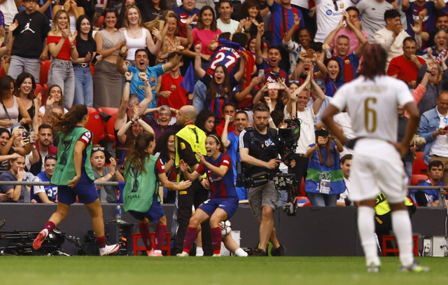 Aitana Bonmati selebrasi usai mencetak gol ke gawang Lyon di final Liga Champions Wanita 2024.  Foto: Susana Vera/Reuters