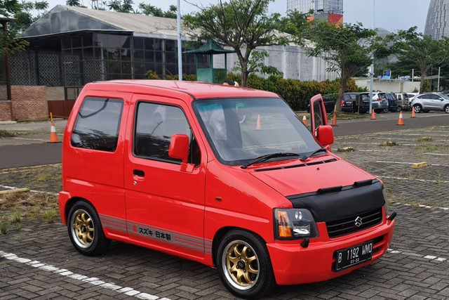 Suzuki Karimun 3 pintu garapan Studio Motor. Foto: Instagram/@studio_motor