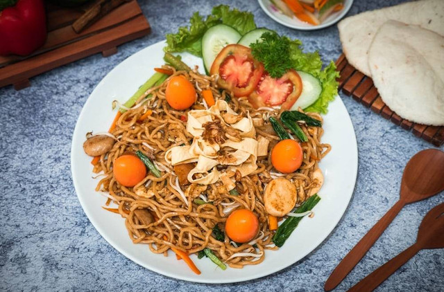 Foto Hanya Ilustrasi Mie Goreng Enak di Bandung, Bukan Tempat Sebenarnya    Sumber Unsplash/R Eris Prayatama