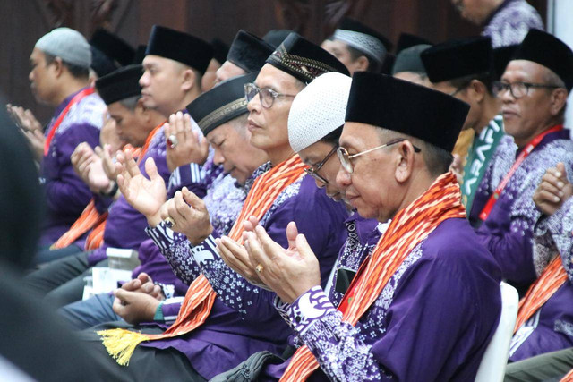 Calon jemaah haji asal Kalbar. Tahun ini Pemprov melepas 2.593 jemaah haji asal Kalbar yang akan berangkat tanah suci. Foto: Dok. Adpim Pemprov Kalbar