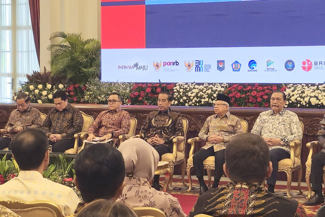 Presiden Jokowi dan Wakil Presiden Ma'ruf Amin di SPBE Summit dan Peluncuran GovTech Indonesia di Istana Negara, Senin (27/5/2024). Foto: Nadia Riso/kumparan