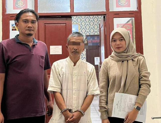 Oknum guru ngaji yang mencabuli anak muridnya berhasil ditangkap. | Foto: Dok Humas Polres Lampung Barat