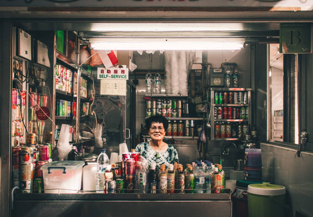 Ilustrasi untuk Apakah yang Dimaksud Pedagang Eceran. Sumber: Unsplash/John