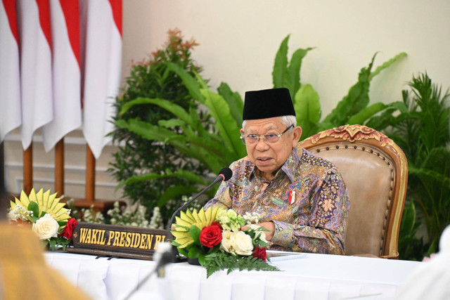 Wakil Presiden Ma'ruf Amin memimpin Rapat Pleno Badan Pengarah Percepatan Pembangunan Otonomi Khusus Papua (BP3OKP) di Istana Wapres, Senin (27/5). Foto: Dok. BPMI Setwapres