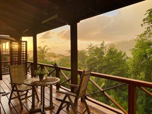 Argapuri Jungle Resort Ciwidey. Foto hanya ilustrasi, bukan tempat sebenarnya. Sumber foto: Unsplash/Datingscout