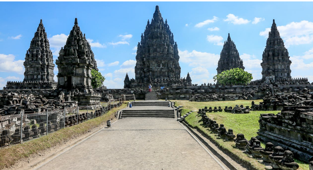 Kisah Roro Jonggrang dan Mitos Candi Prambanan yang Unik | kumparan.com