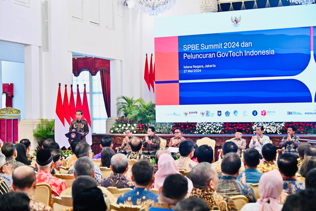 Presiden Joko Widodo dalam perhelatan Digital Government Award Sistem Pemerintahan Berbasis Elektronik (SPBE) Summit tahun 2024