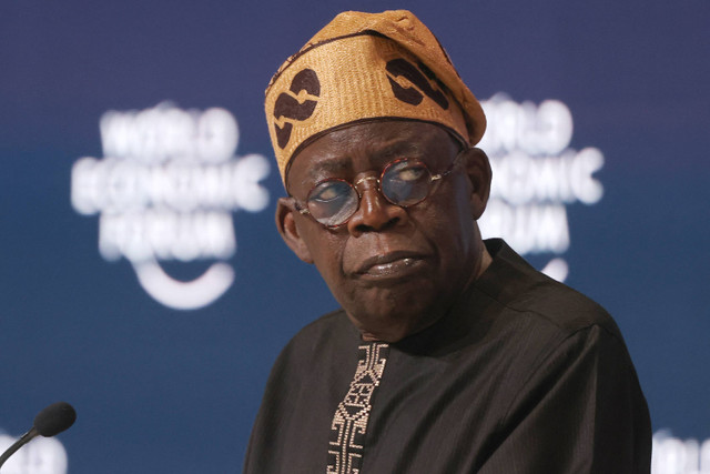 Presiden Nigeria Bola Ahmed Tinubu mengambil bagian dalam panel pada Pertemuan Khusus Forum Ekonomi Dunia di Riyadh pada 28 April 2024. Foto: FAYEZ NURELDINE / AFP