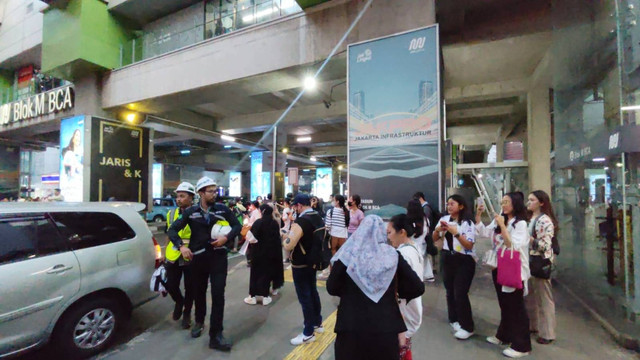 Suasana Stasiun MRT Blok M BCA, Jakarta Selatan, Kamis (30/5/2024). Foto: Jonathan Devin/kumparan